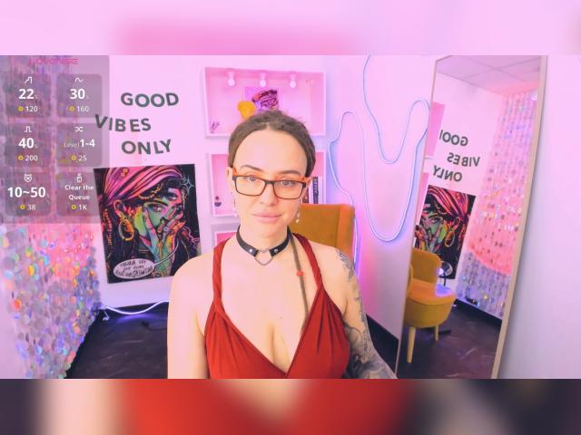 Visit LisaFoxy profile