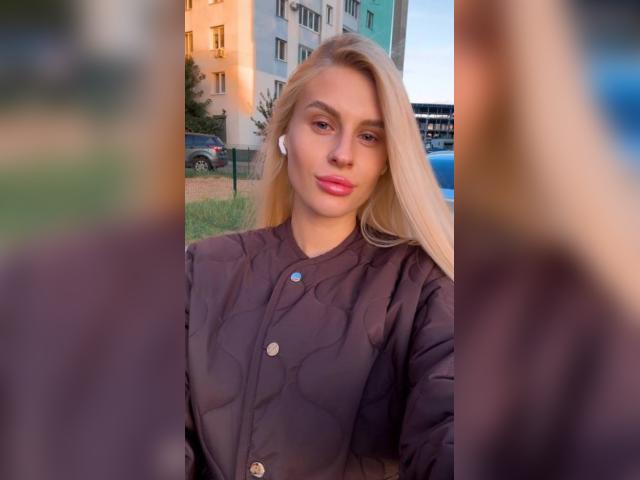 Visit CherryyPie profile