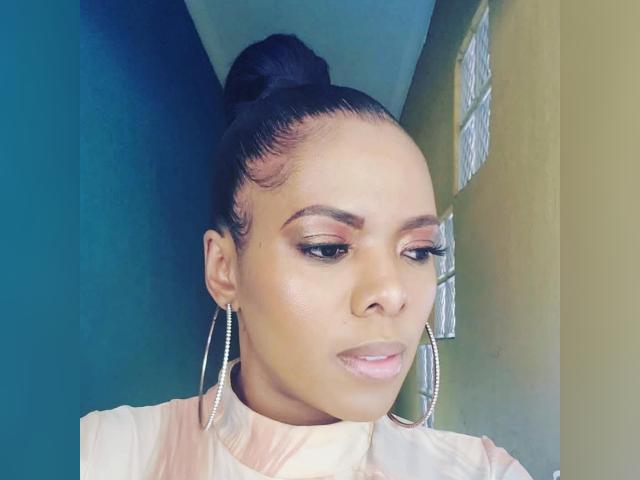 Visit Lolalitious profile