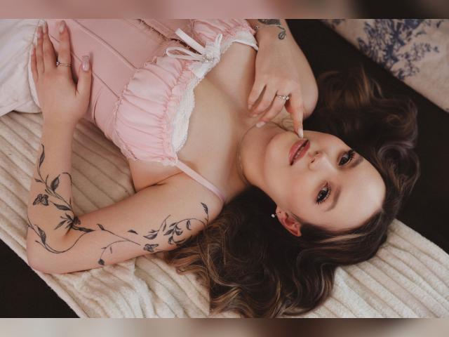 Visit NellyNolan profile