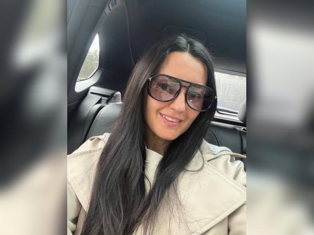 Visit Jassmine profile