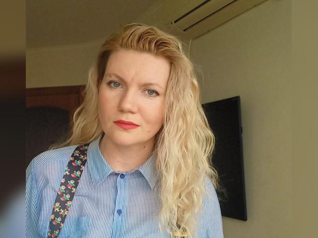 Visit LadyMadrid profile