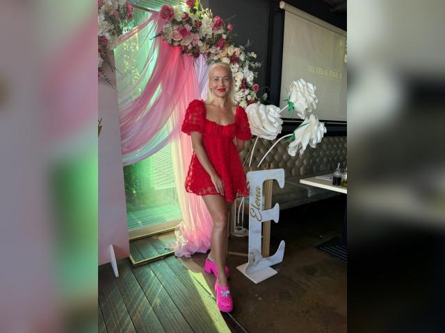 Visit ElaraSnow profile