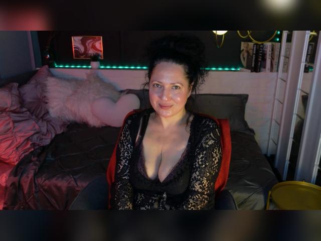 Visit AnitaMuse profile