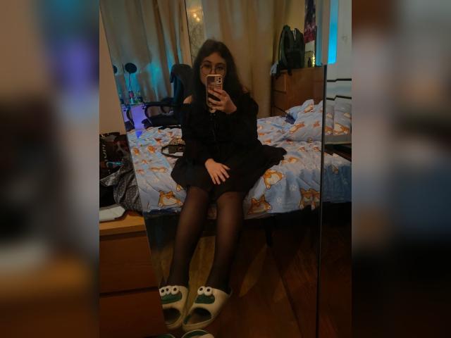 Visit Cyrina profile