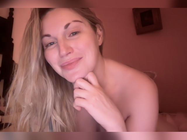Visit LonelyWolfie profile