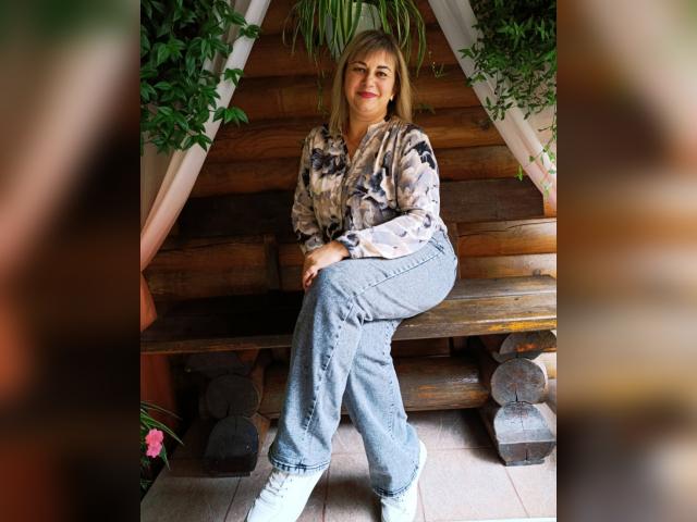 Visit 0Milena profile