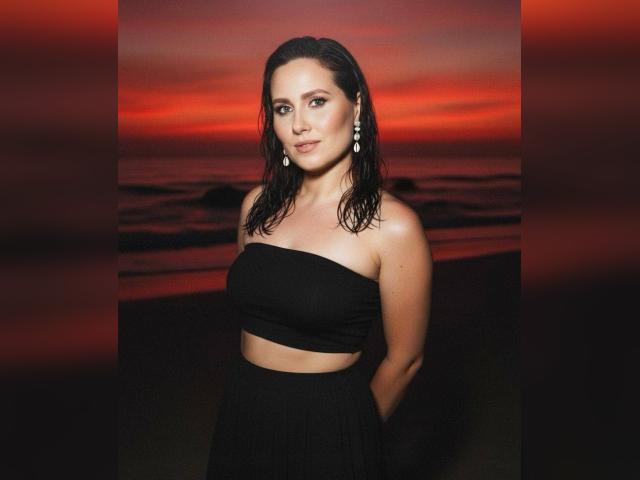 Visit OliviaWarm profile