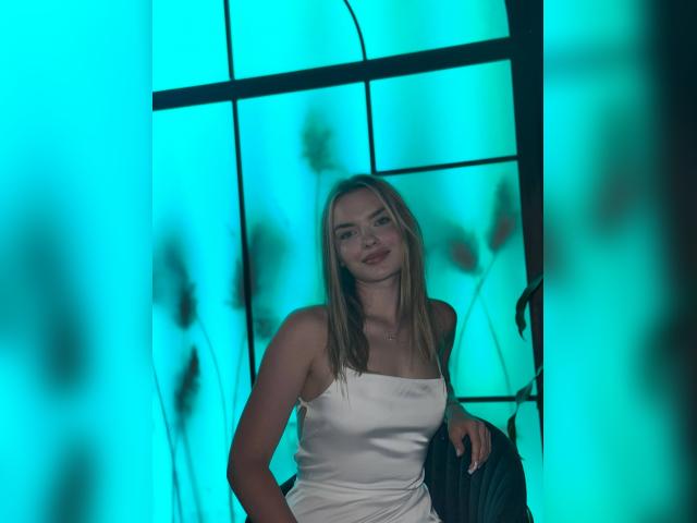 Visit miumeowww profile