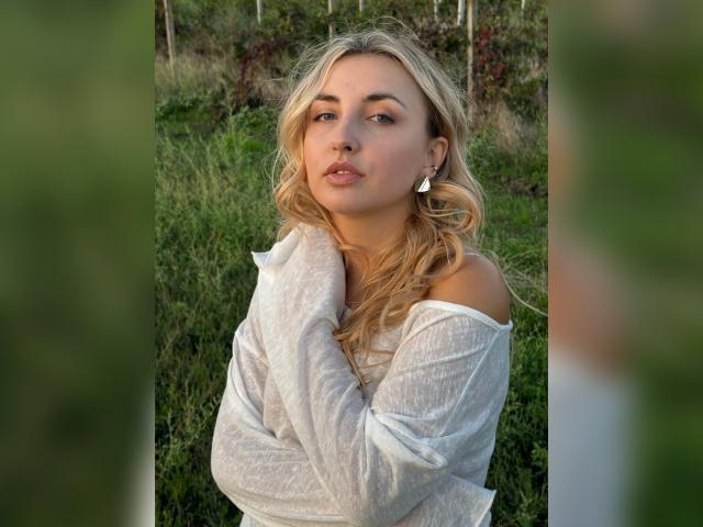 Visit LovelyAura profile