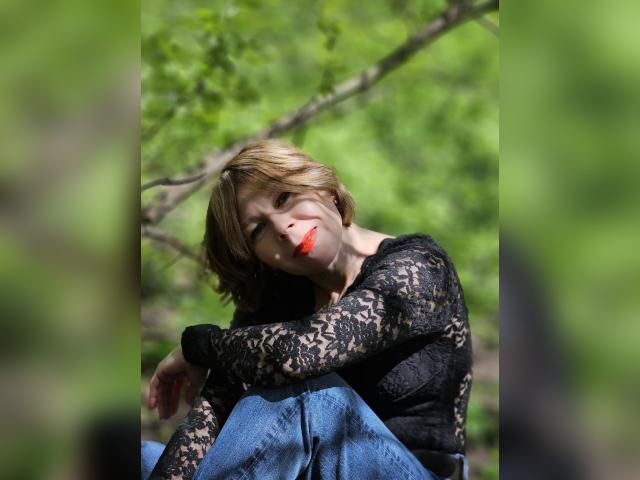 Visit Dinara profile