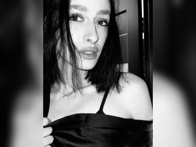 Visit Noir22Tempted77 profile