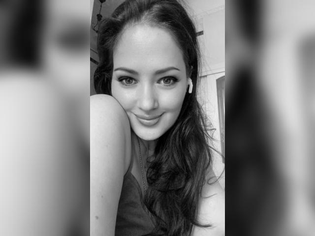 Visit MilaMua profile