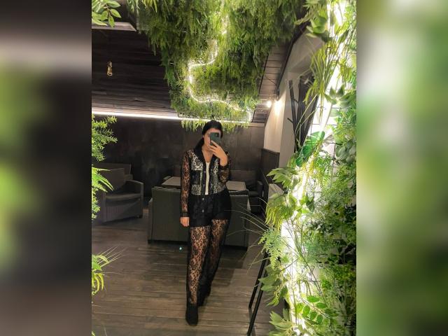 Visit Bloomira01833 profile