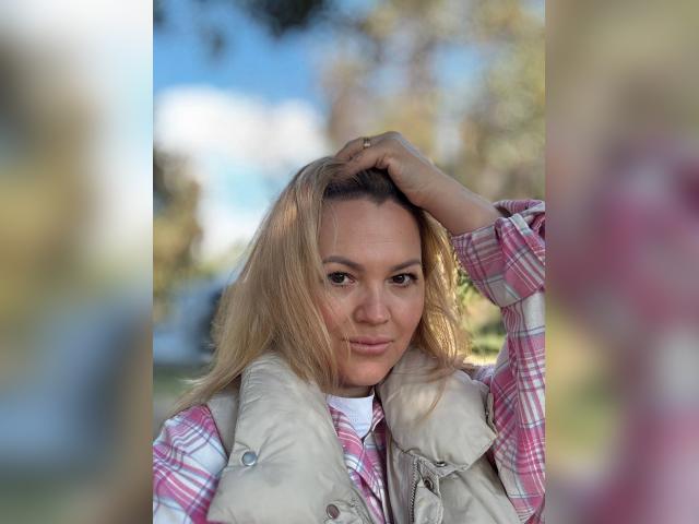 Visit Danikaa profile