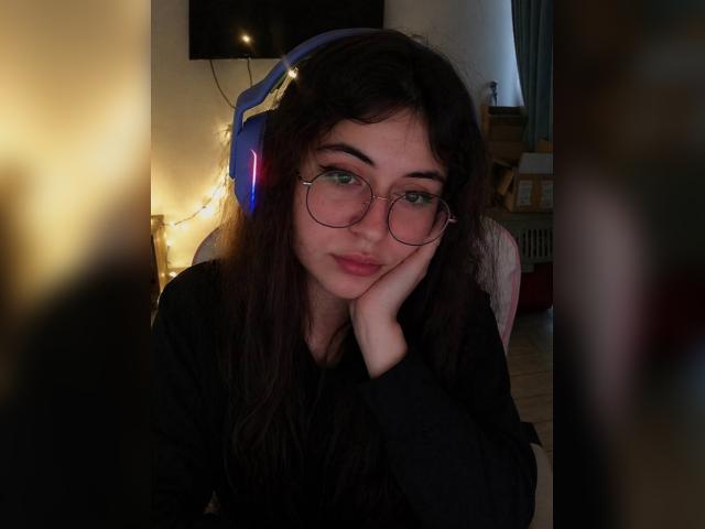 Visit Cyrina profile