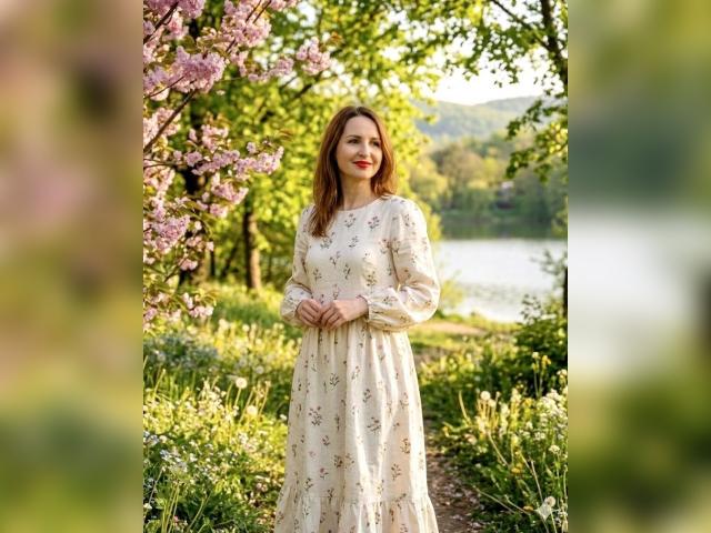 Visit LisaBlonde profile