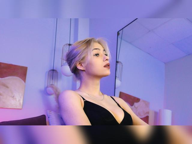 Visit AlysiaSun profile