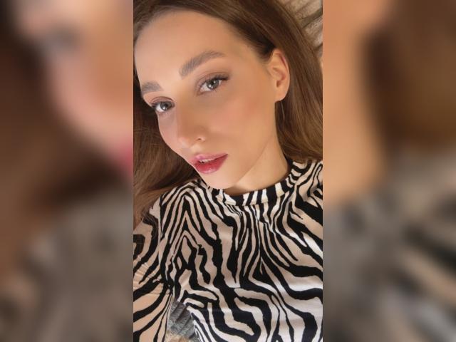 Visit Helvina profile