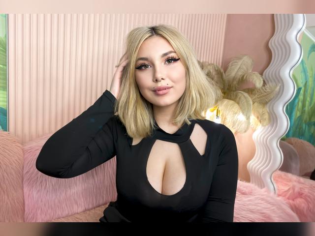 Visit CasseyW91 profile