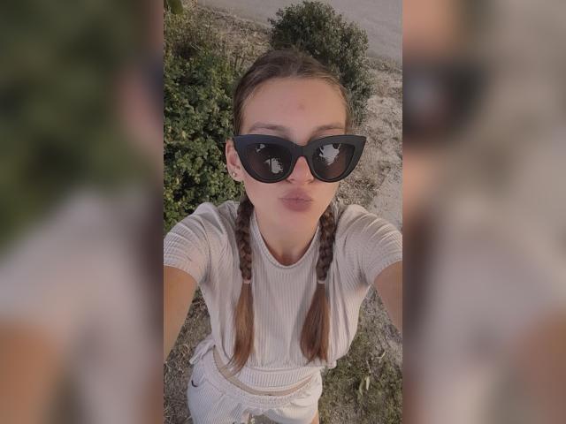 Visit SweetArinaKiss profile