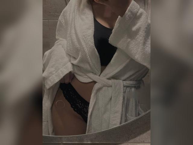 Visit Evaloveyou2 profile