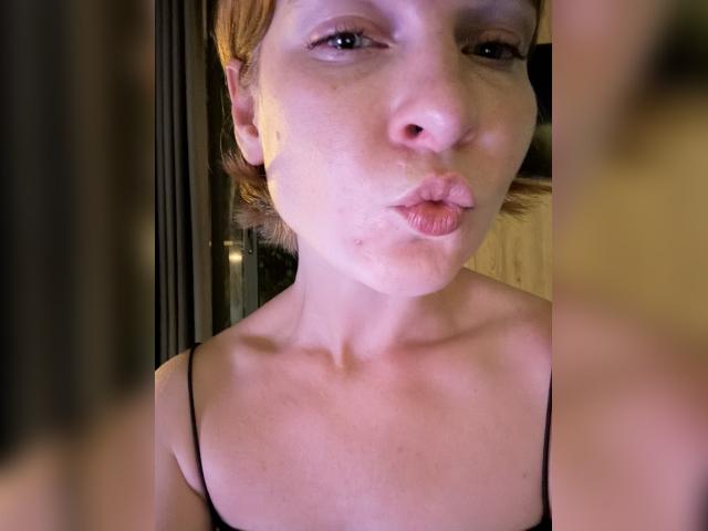Visit KsushaRedWitch profile