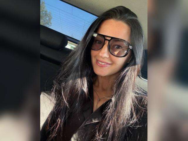 Visit Jassmine profile