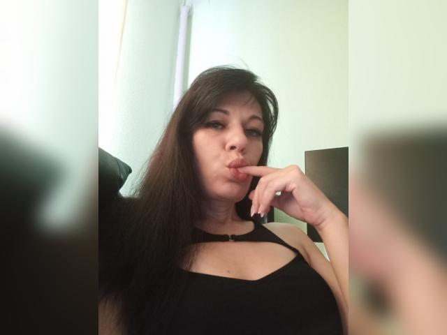 Visit QueenFrost profile