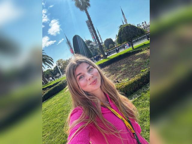 Visit SerenaVelvet profile