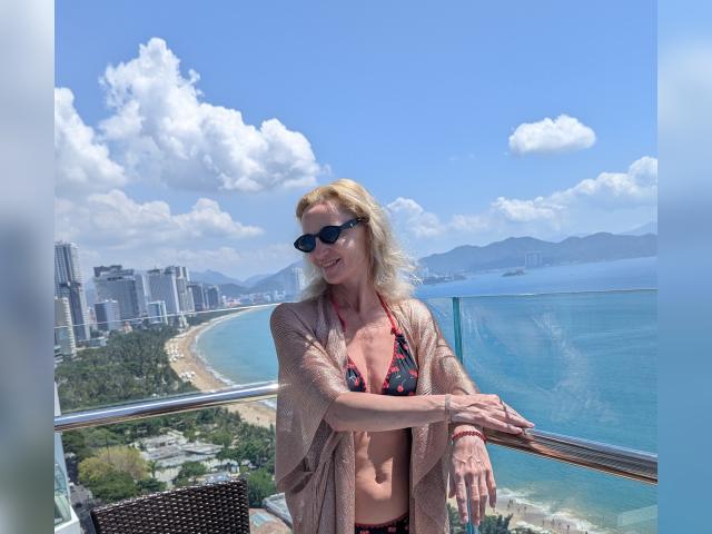 Visit heavenlyqueen profile