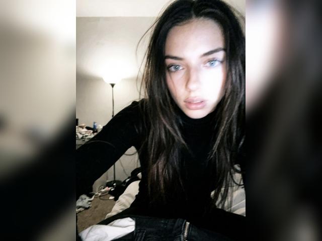 Visit Alinaaa profile