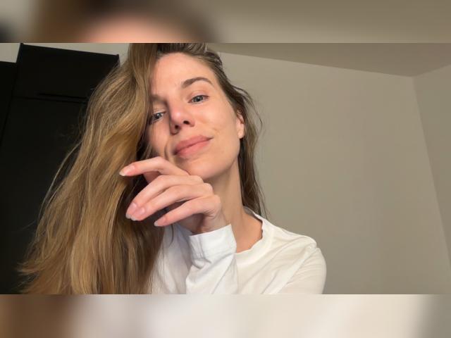 Visit VelvetVelora profile