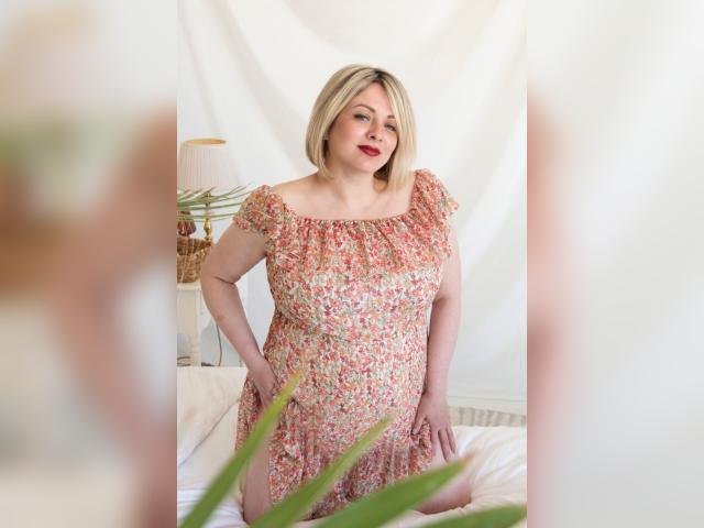 Visit MisssLina profile