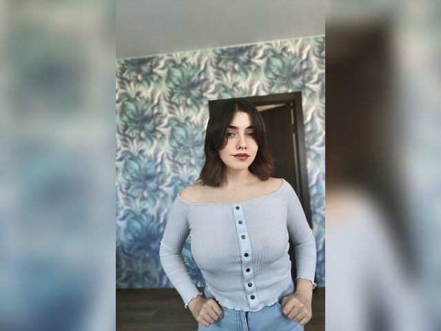 Visit babygirl111 profile