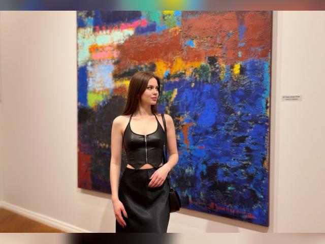 Visit AriaBelisse profile