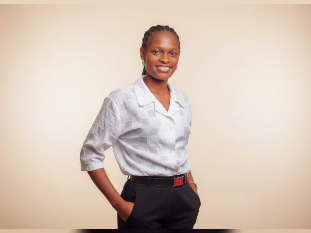 Visit MalikaDior profile