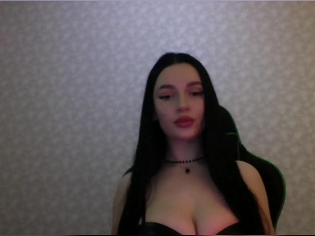 Visit JessieNice profile