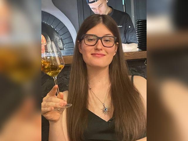 Visit NikiKiwi profile