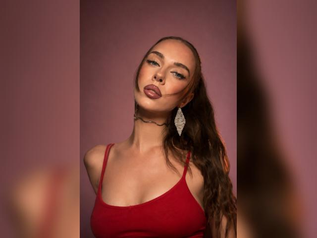 Visit Alinaaa profile