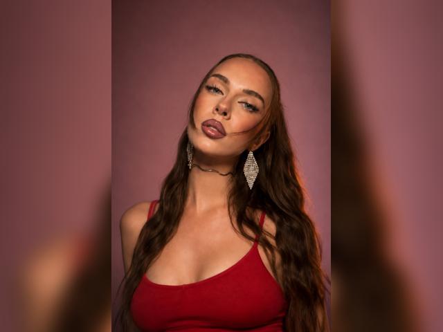 Visit Alinaaa profile
