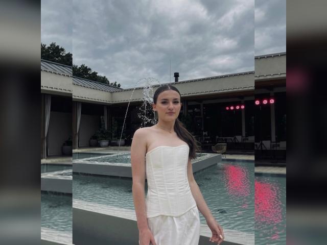 Visit DariBelle profile