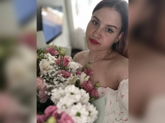 Visit AlisaLove profile