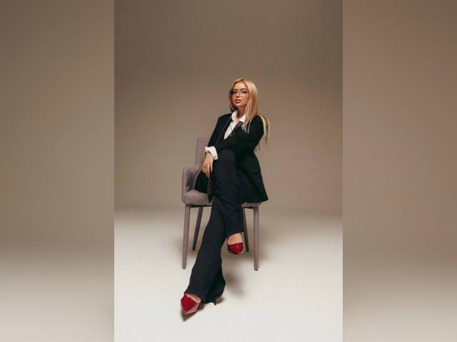 Visit Milaa profile