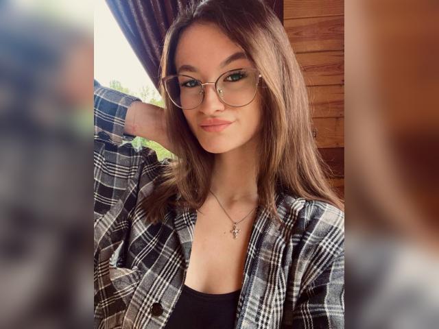 Visit Deviane profile