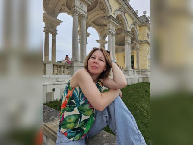 Visit Dinara profile