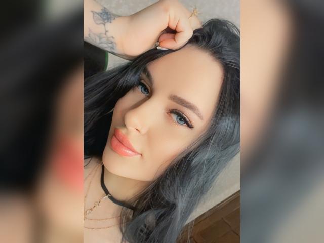 Visit JessieNice profile