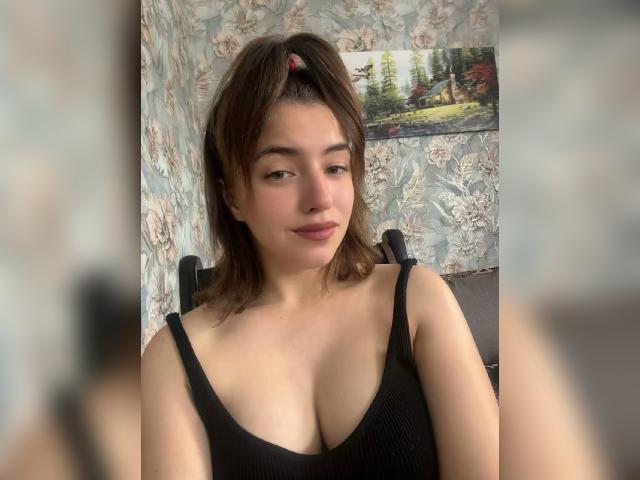 Visit babygirl111 profile