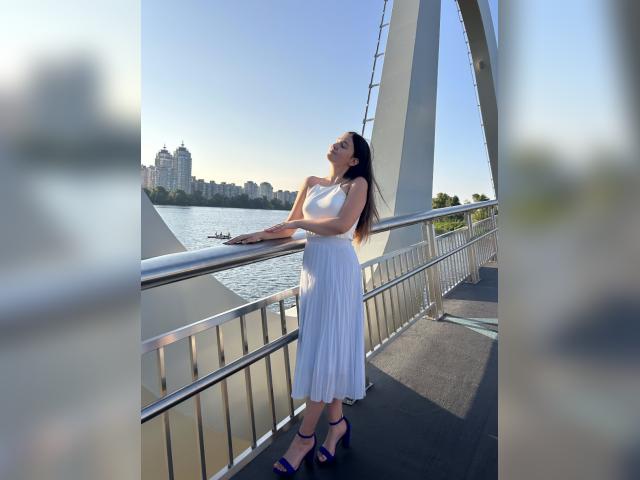 Visit VelvetDesire profile