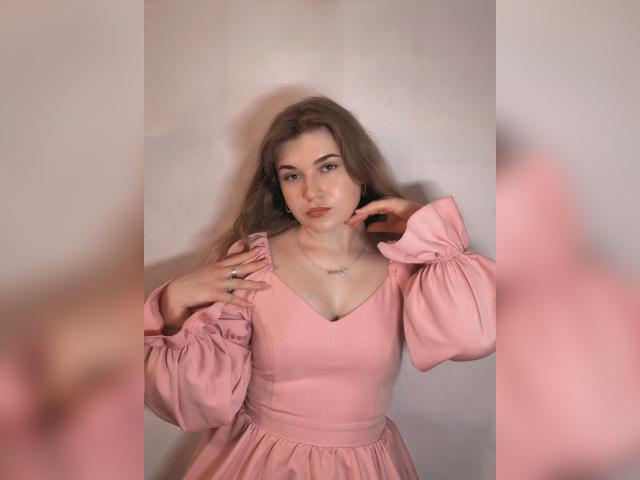 Visit GloriaRai profile